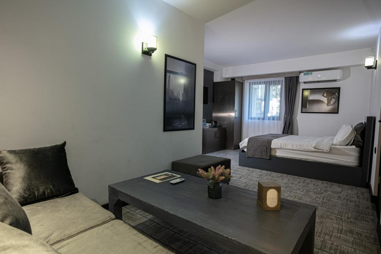 Monk House Hotel Yerevan Luaran gambar