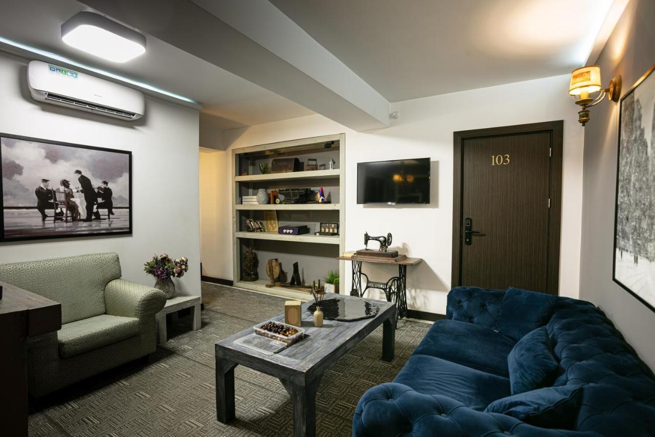 Monk House Hotel Yerevan Luaran gambar