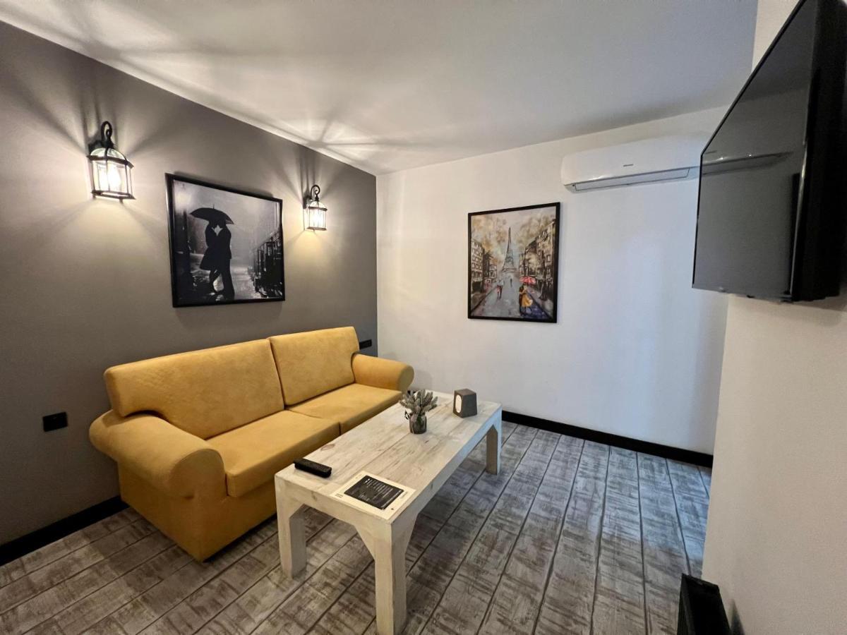 Monk House Hotel Yerevan Luaran gambar