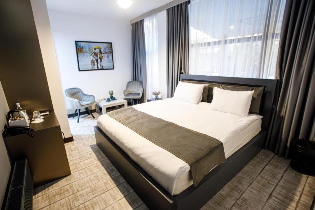 Monk House Hotel Yerevan Luaran gambar